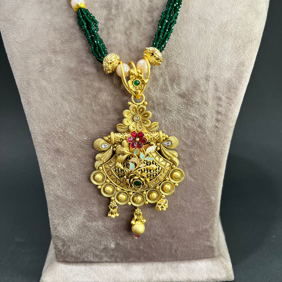 Gold Plated Floral Pendant With Earrings