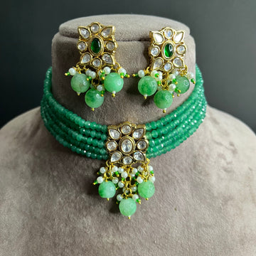 TYAANI INSPIRED KUNDAN EMERALD CHOKER