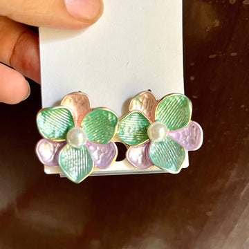MYST FLORAL STUDS