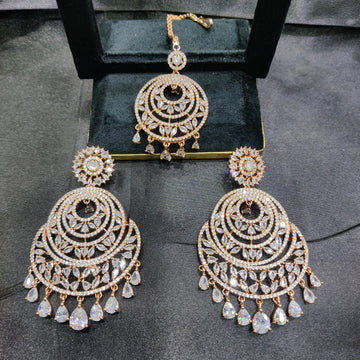 CHAHAT EARRINGS TIKA SET