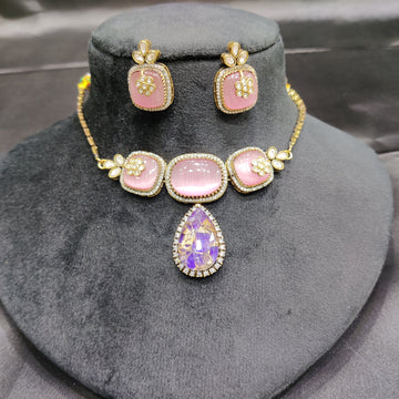 ANJALI CHOKER SET